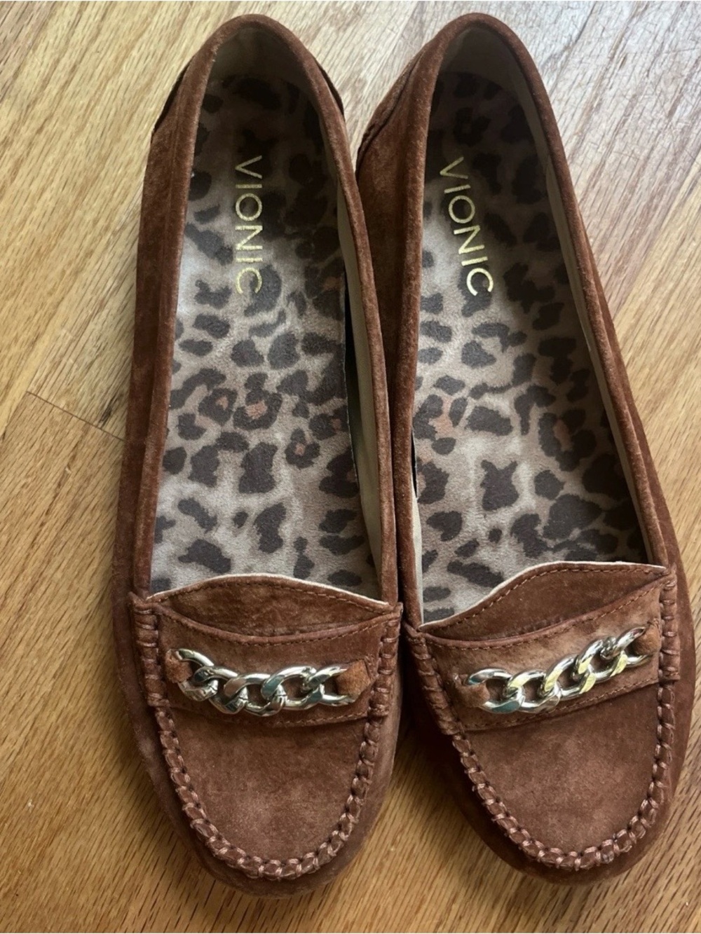 Vionic Mesa Women's Orthotic Brown Suede Chain Detail Loafers